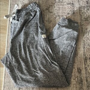 Women’s Vuori sweat pants